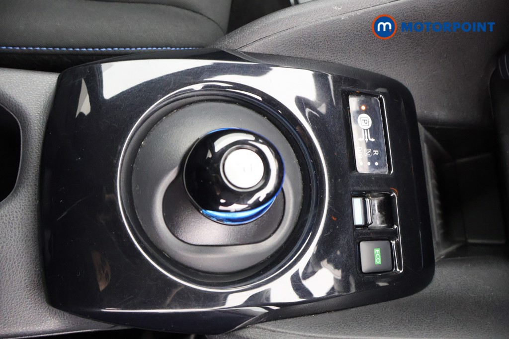 Nissan Leaf N-Connecta Automatic Electric Hatchback - Stock Number (1589314) - 10th supplementary image