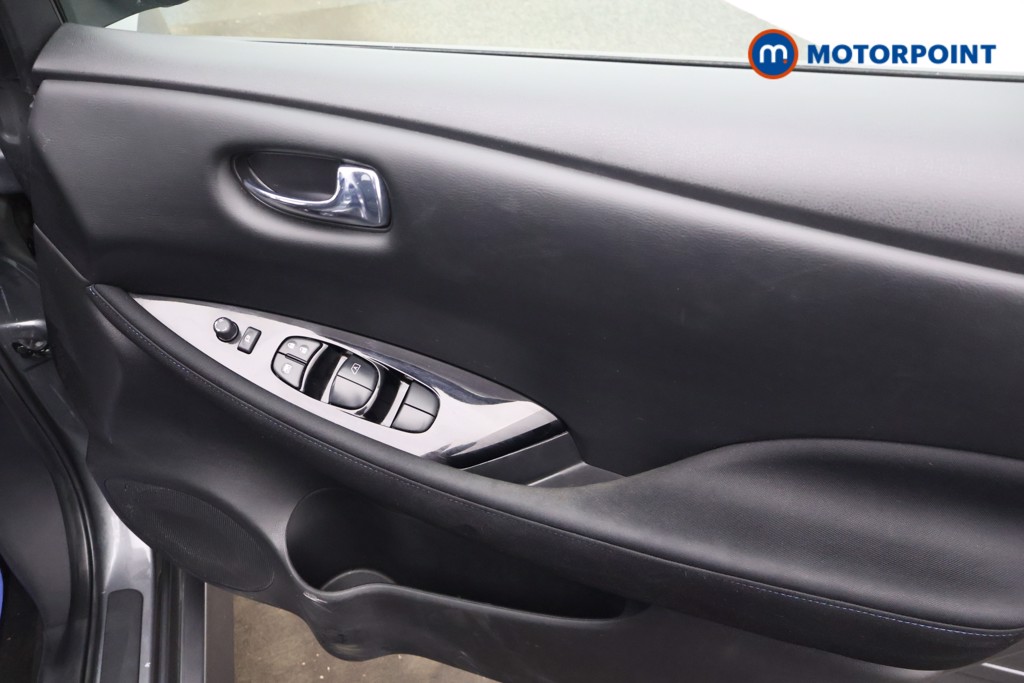 Nissan Leaf N-Connecta Automatic Electric Hatchback - Stock Number (1589314) - 14th supplementary image