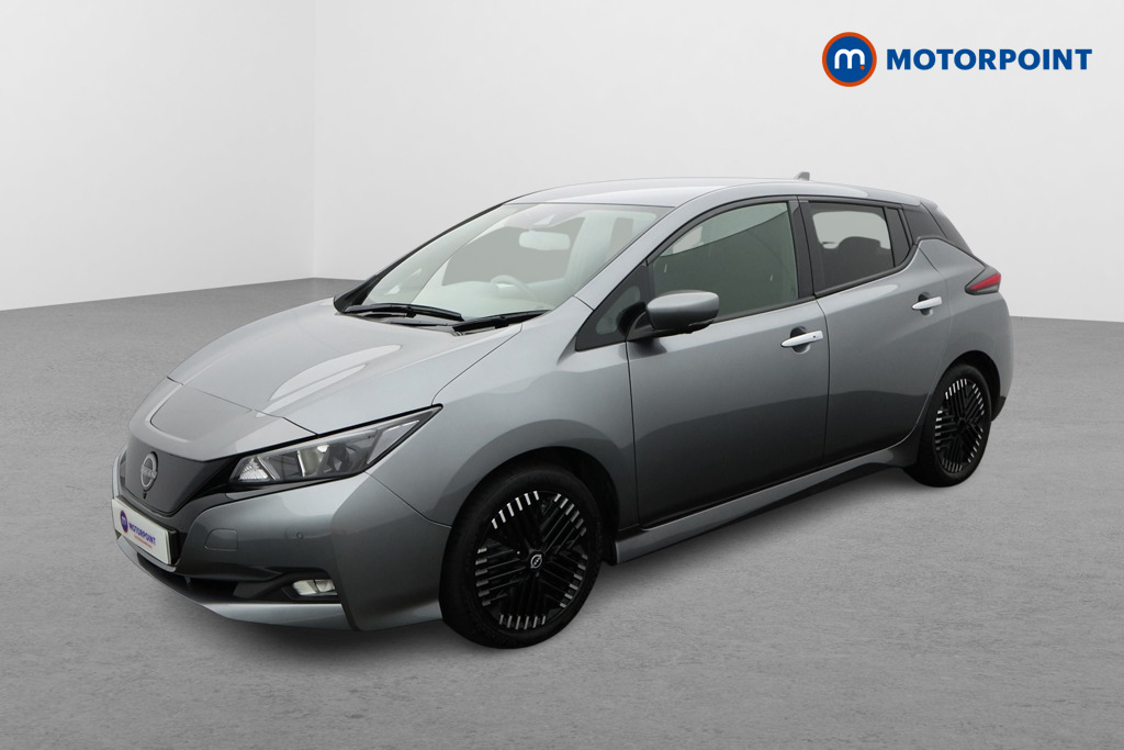 Nissan Leaf N-Connecta Automatic Electric Hatchback - Stock Number (1589314) - Passenger side front corner