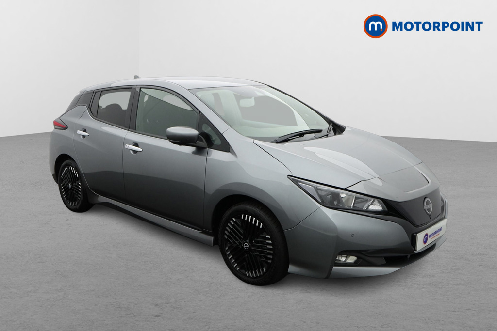 Nissan Leaf N-Connecta Automatic Electric Hatchback - Stock Number (1589314) - Drivers side front corner