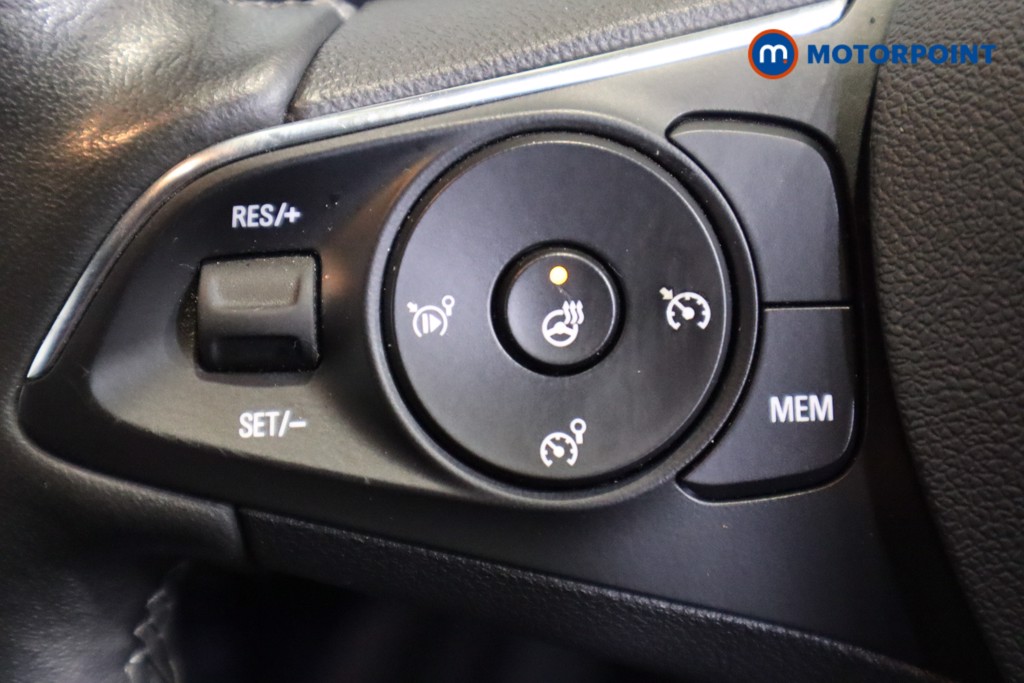 Vauxhall Crossland Ultimate Manual Diesel SUV - Stock Number (1589440) - 17th supplementary image