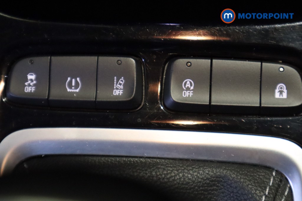 Vauxhall Crossland Ultimate Manual Diesel SUV - Stock Number (1589440) - 22nd supplementary image