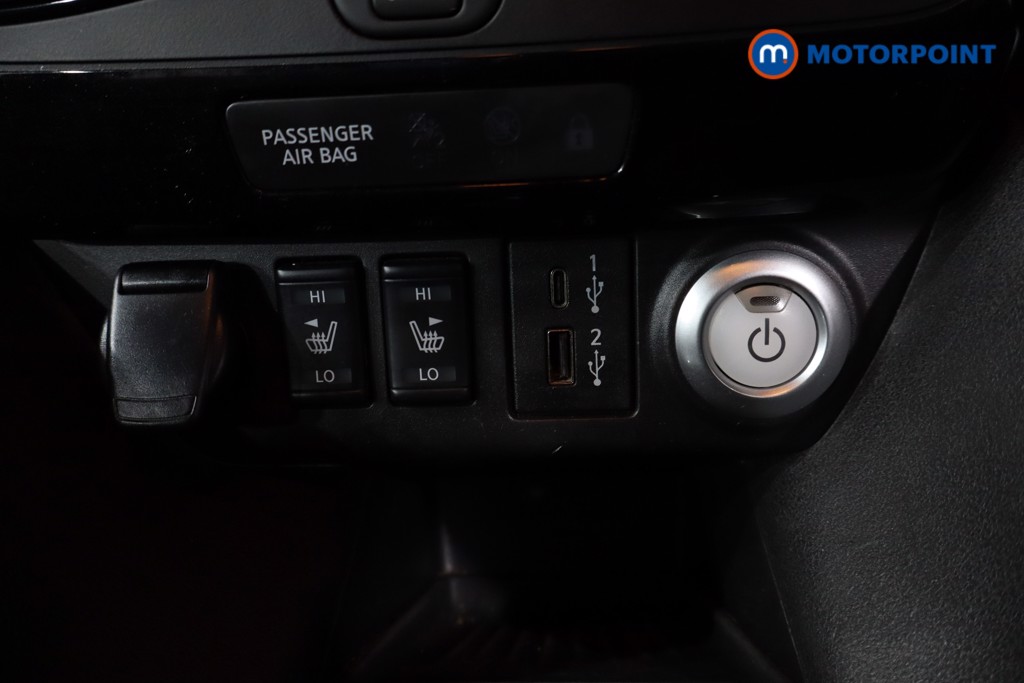 Nissan Leaf N-Connecta Automatic Electric Hatchback - Stock Number (1589538) - 16th supplementary image