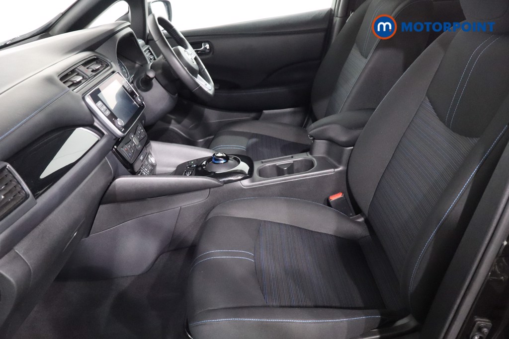 Nissan Leaf N-Connecta Automatic Electric Hatchback - Stock Number (1589541) - 4th supplementary image