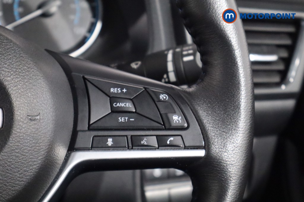 Nissan Leaf N-Connecta Automatic Electric Hatchback - Stock Number (1589541) - 8th supplementary image