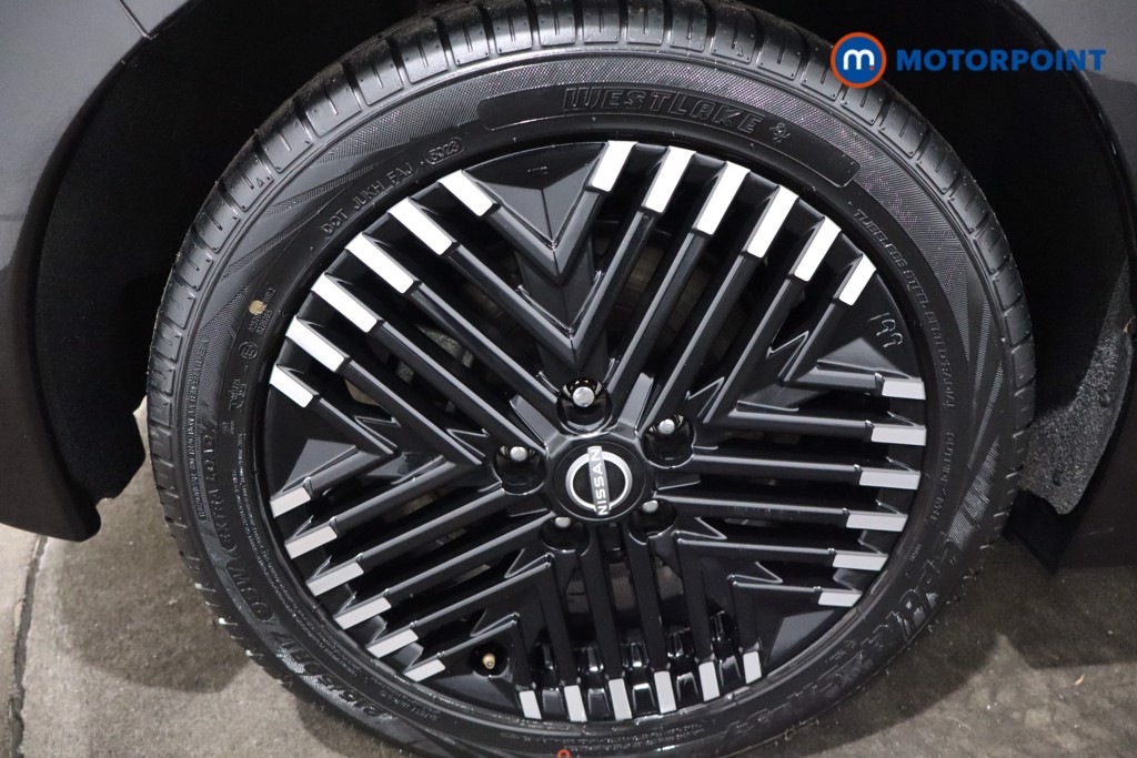 Nissan Leaf N-Connecta Automatic Electric Hatchback - Stock Number (1589541) - 9th supplementary image