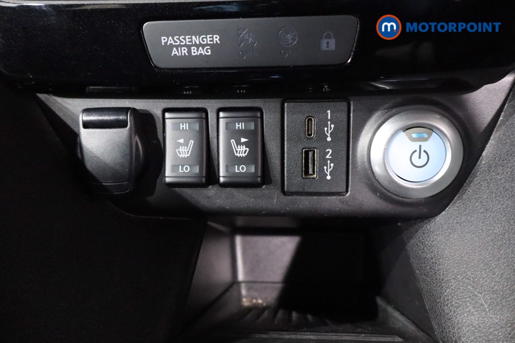 Nissan Leaf N-Connecta Automatic Electric Hatchback - Stock Number (1589541) - 17th supplementary image