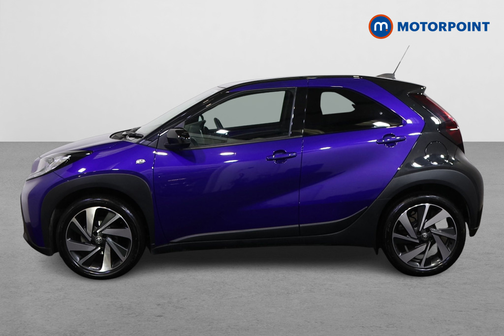 Toyota Aygo X Edge Manual Petrol Hatchback - Stock Number (1589592) - Passenger side