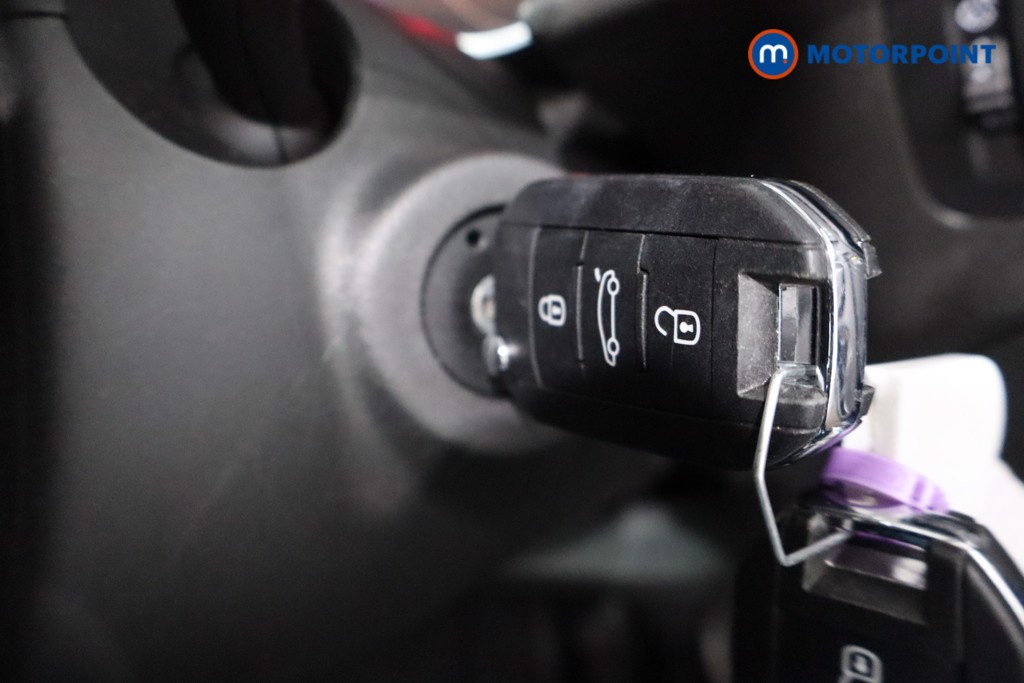 Vauxhall Grandland X Tech Line Nav Manual Petrol SUV - Stock Number (1589640) - 13th supplementary image