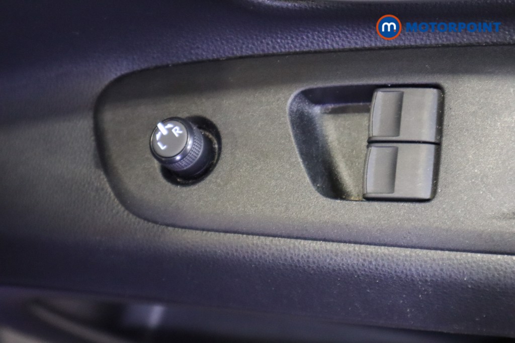 Toyota Aygo X Edge Manual Petrol Hatchback - Stock Number (1589836) - 15th supplementary image