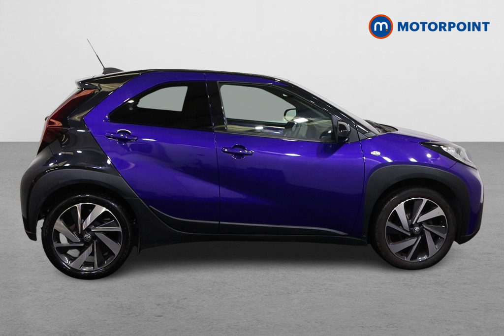 Toyota Aygo X Edge Manual Petrol Hatchback - Stock Number (1589836) - Drivers side