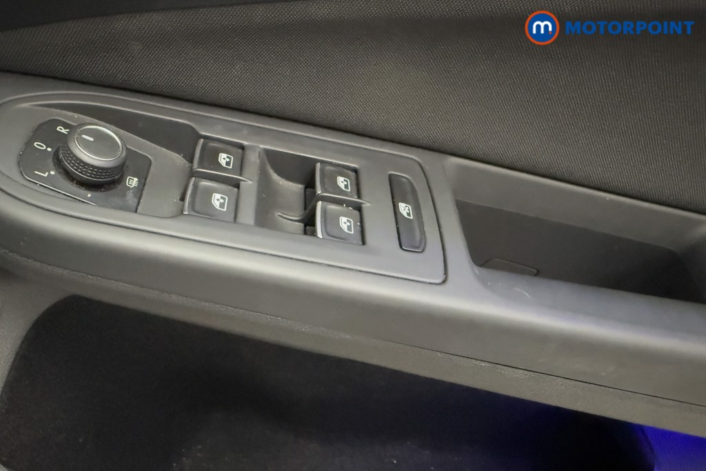 Volkswagen Golf Life Manual Petrol Hatchback - Stock Number (1589879) - 20th supplementary image