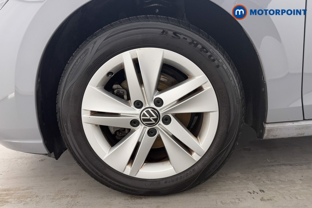 Volkswagen Golf Life Manual Petrol Hatchback - Stock Number (1589879) - 35th supplementary image