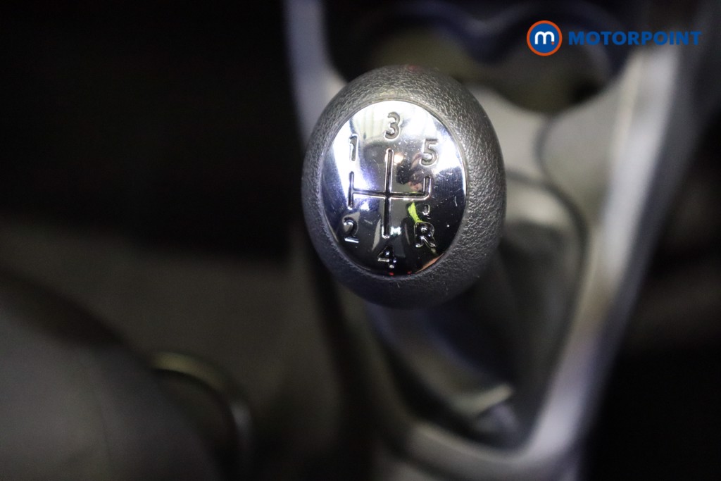 Dacia Sandero Stepway Laureate Manual Petrol Hatchback - Stock Number (1589910) - 5th supplementary image