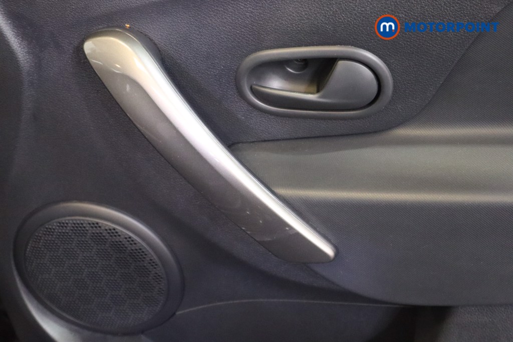 Dacia Sandero Stepway Laureate Manual Petrol Hatchback - Stock Number (1589910) - 15th supplementary image
