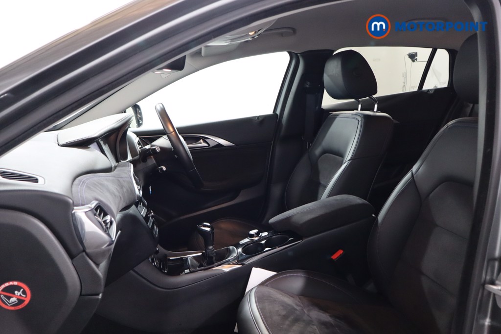Infiniti Q30 Premium Manual Petrol Hatchback - Stock Number (1589915) - 22nd supplementary image