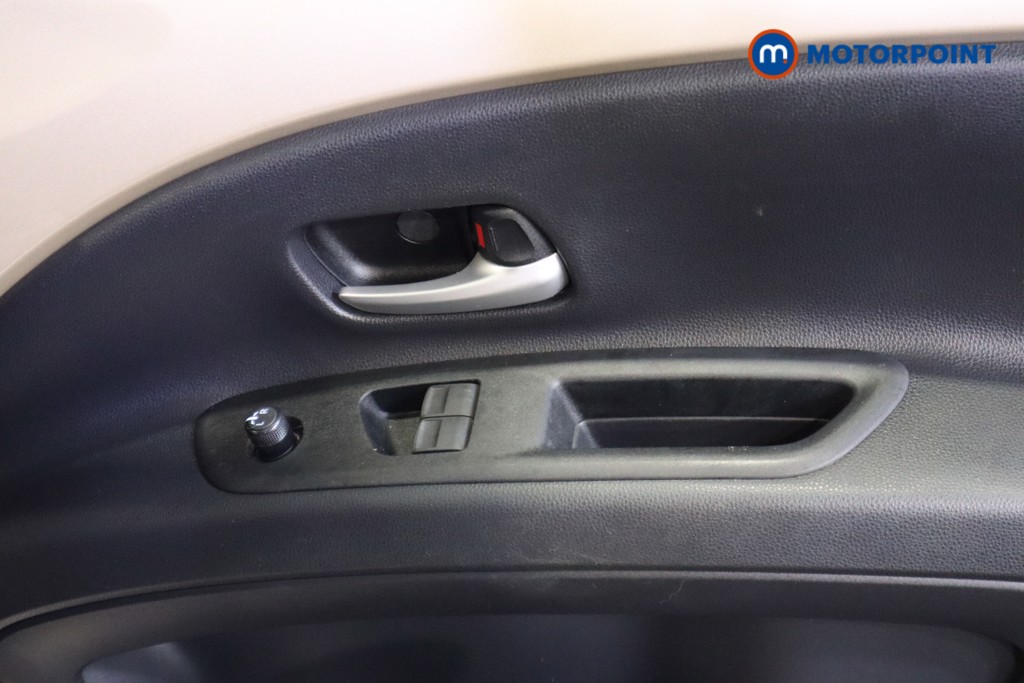 Toyota Aygo X Edge Manual Petrol Hatchback - Stock Number (1589954) - 14th supplementary image