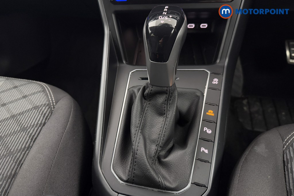 Volkswagen Taigo R-Line Automatic Petrol SUV - Stock Number (1589981) - 13th supplementary image