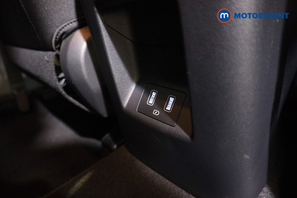 Hyundai Tucson Se Connect Manual Petrol SUV - Stock Number (1590033) - 16th supplementary image