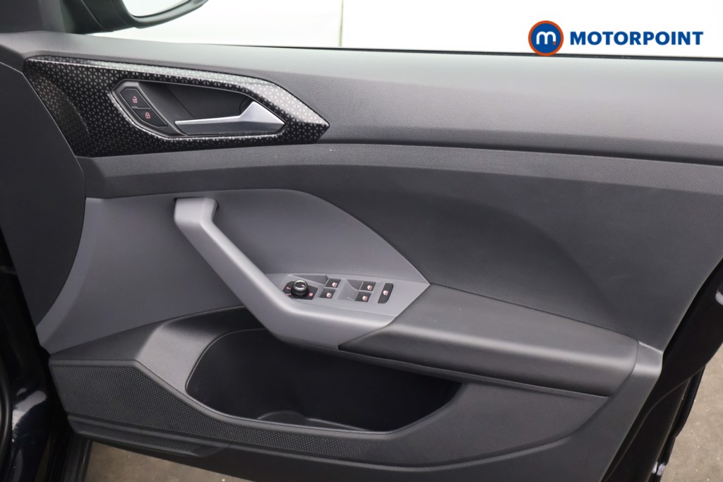 Volkswagen T-Cross SEL Manual Petrol SUV - Stock Number (1590153) - 15th supplementary image
