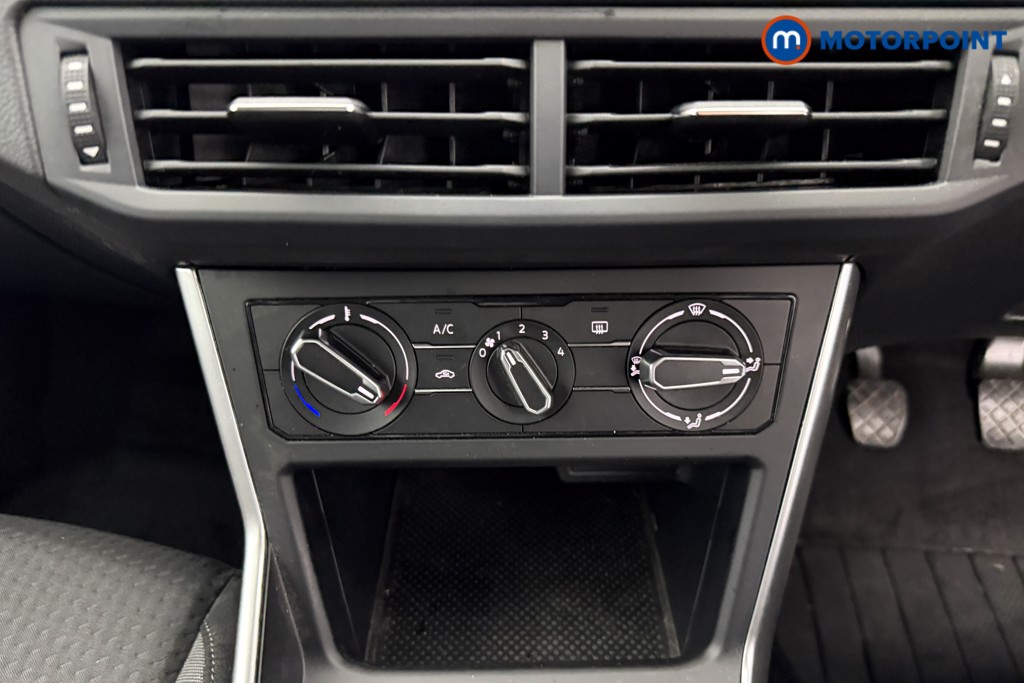 Volkswagen Polo Life Manual Petrol Hatchback - Stock Number (1590277) - 12th supplementary image