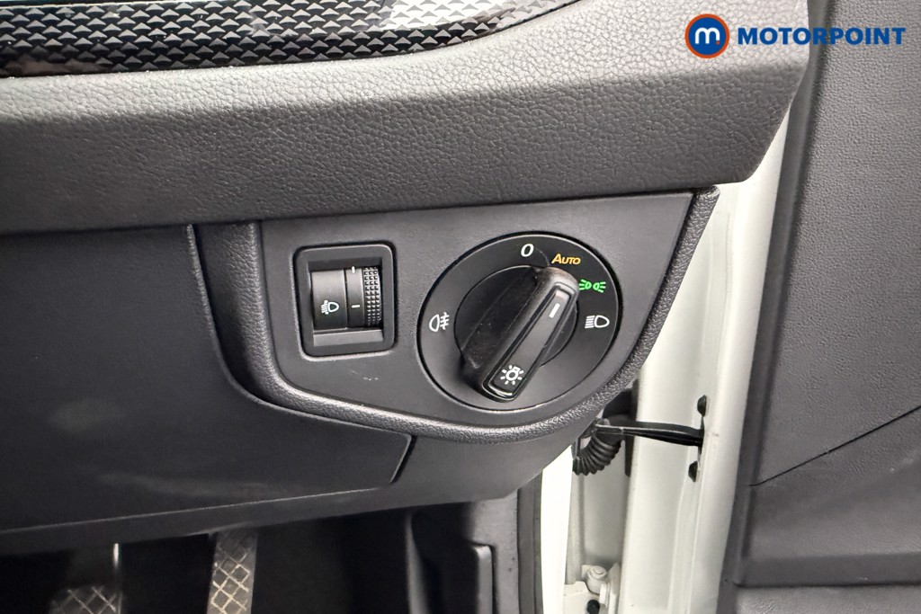 Volkswagen Polo Life Manual Petrol Hatchback - Stock Number (1590277) - 16th supplementary image