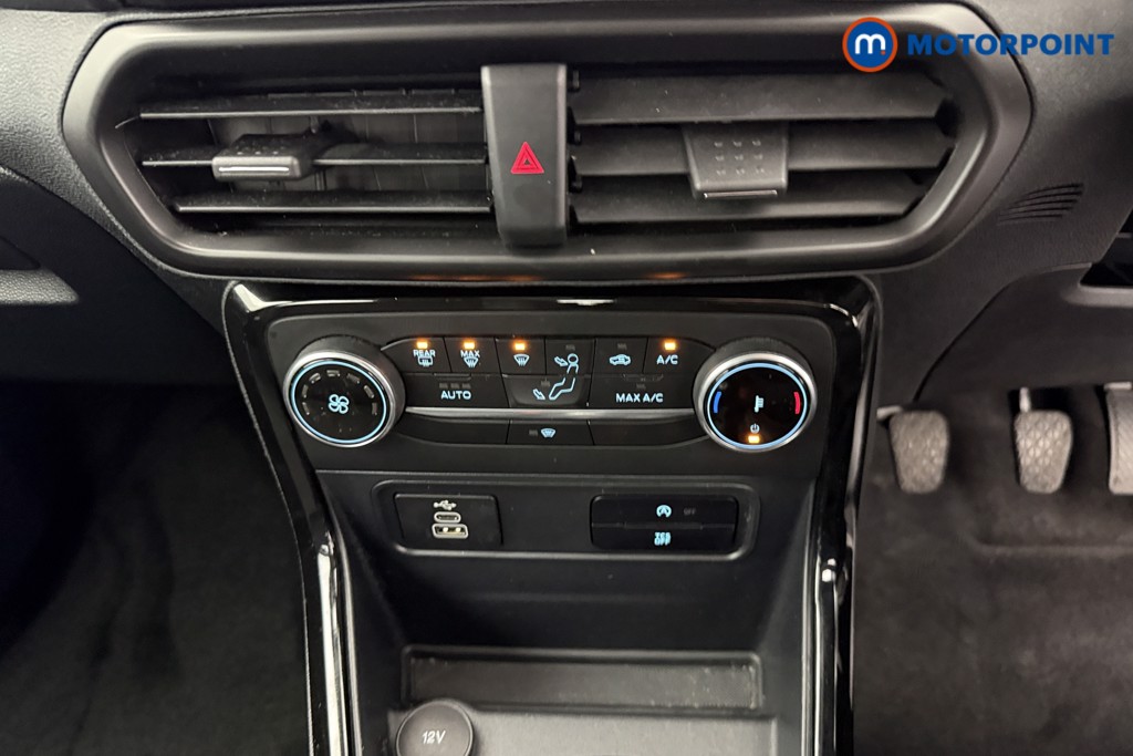 Ford Ecosport Titanium Manual Petrol SUV - Stock Number (1590358) - 11th supplementary image