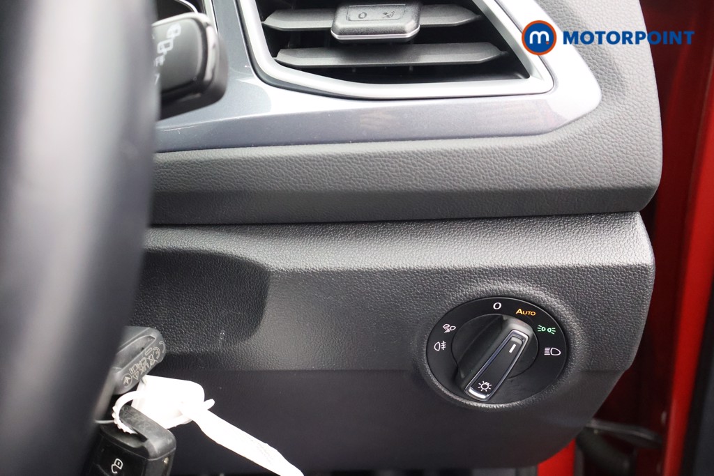 Volkswagen T-Roc Style Manual Petrol SUV - Stock Number (1590461) - 7th supplementary image