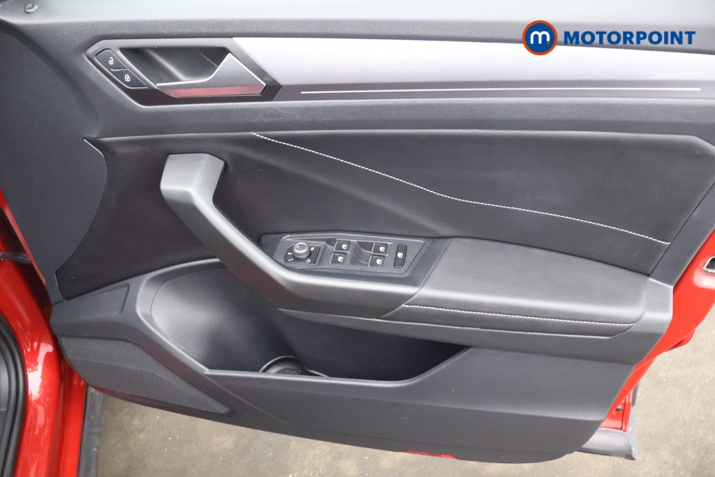Volkswagen T-Roc Style Manual Petrol SUV - Stock Number (1590461) - 13th supplementary image
