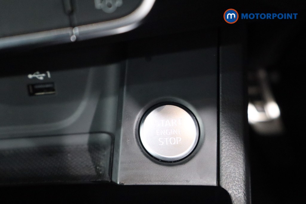 Audi A4 S Line Automatic Petrol Saloon - Stock Number (1590779) - 13th supplementary image