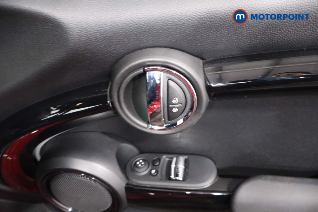 Mini Hatchback Cooper Sport Automatic Petrol Hatchback - Stock Number (1590784) - 22nd supplementary image