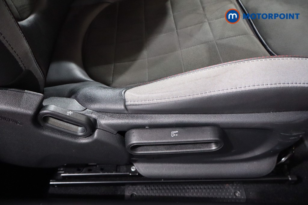 Mini Hatchback Cooper Sport Automatic Petrol Hatchback - Stock Number (1590784) - 23rd supplementary image
