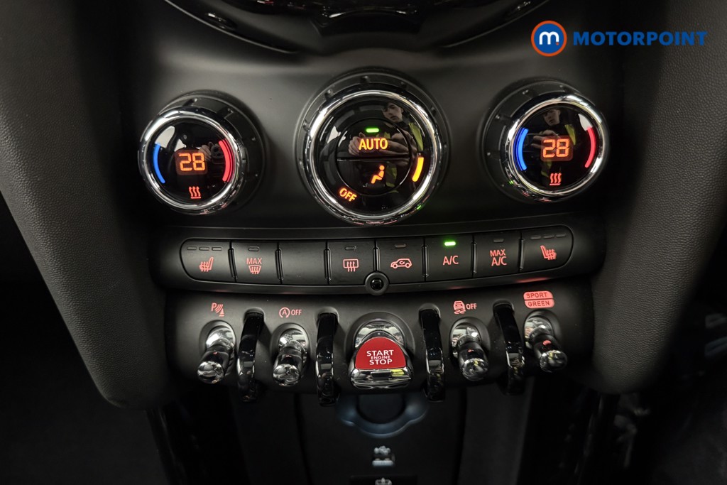 Mini Hatchback Cooper Exclusive Automatic Petrol Hatchback - Stock Number (1590824) - 13th supplementary image