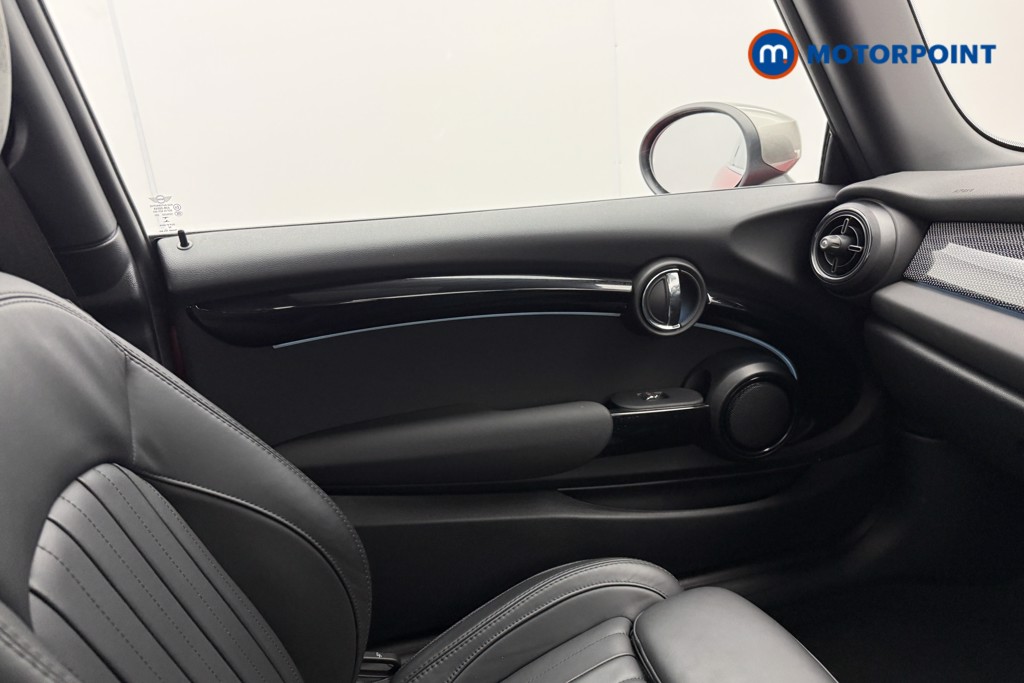 Mini Hatchback Cooper Exclusive Automatic Petrol Hatchback - Stock Number (1590824) - 15th supplementary image