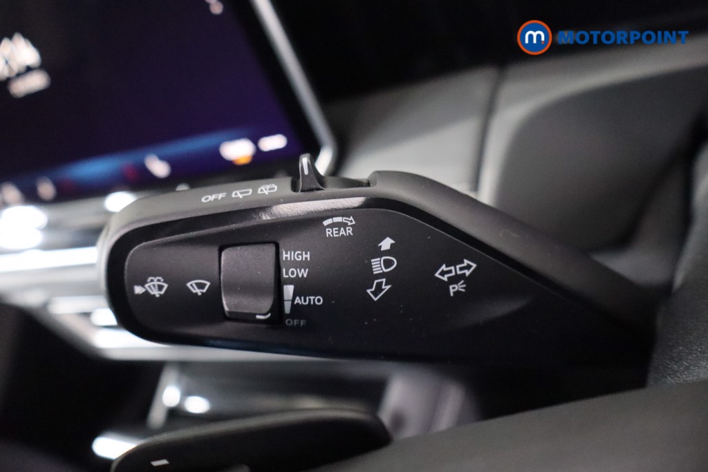 Volkswagen Tiguan Elegance Automatic Petrol SUV - Stock Number (1590878) - 16th supplementary image