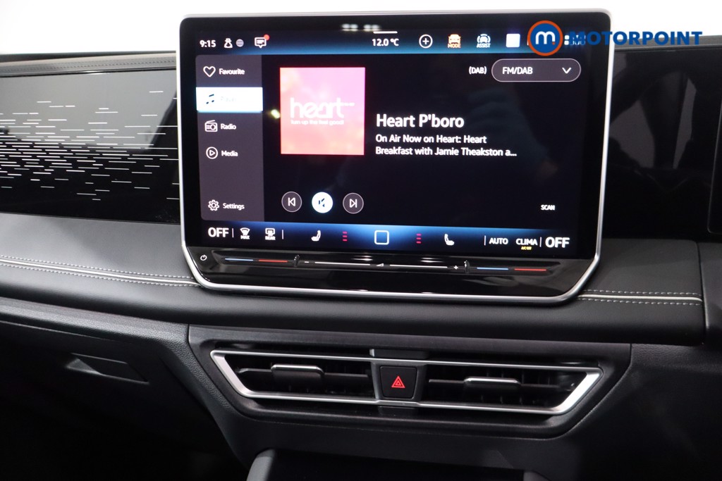 Volkswagen Tiguan Elegance Automatic Petrol SUV - Stock Number (1590878) - 17th supplementary image