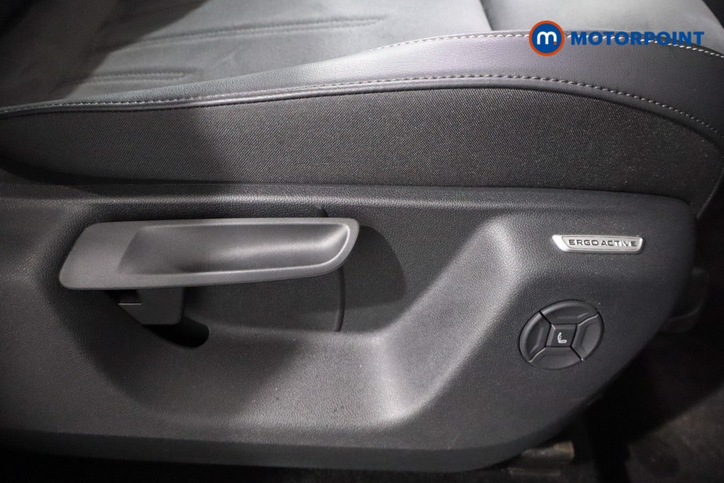 Volkswagen Tiguan Elegance Automatic Petrol SUV - Stock Number (1590878) - 22nd supplementary image