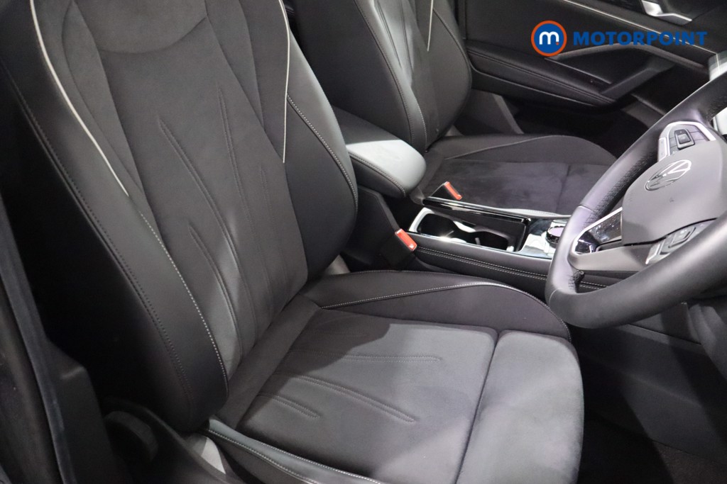 Volkswagen Tiguan Elegance Automatic Petrol SUV - Stock Number (1590878) - 25th supplementary image