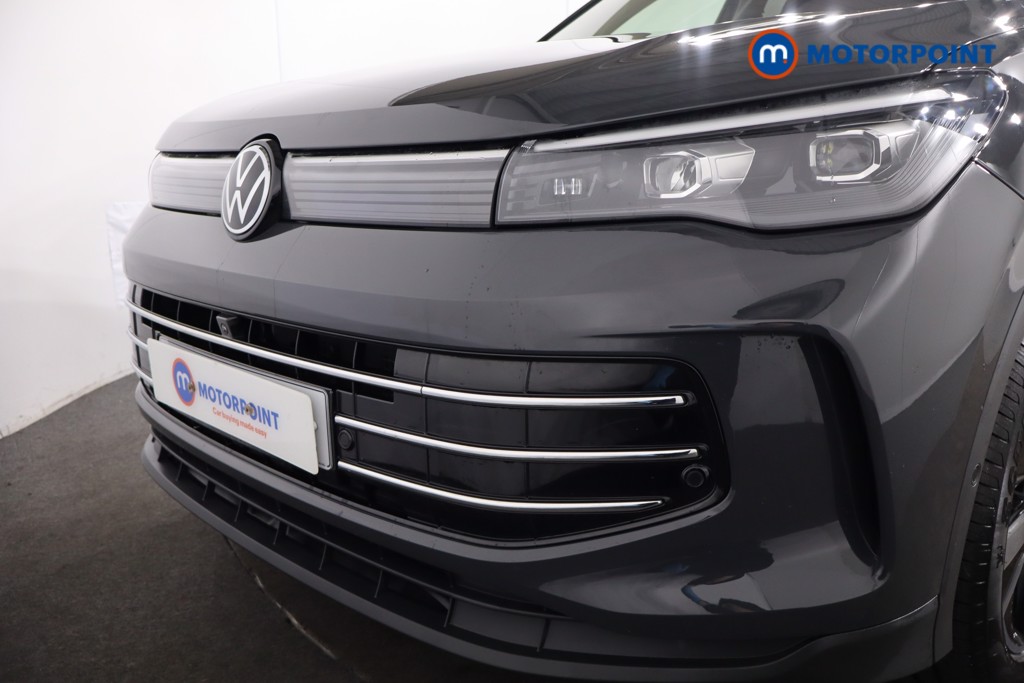 Volkswagen Tiguan Elegance Automatic Petrol SUV - Stock Number (1590878) - 33rd supplementary image