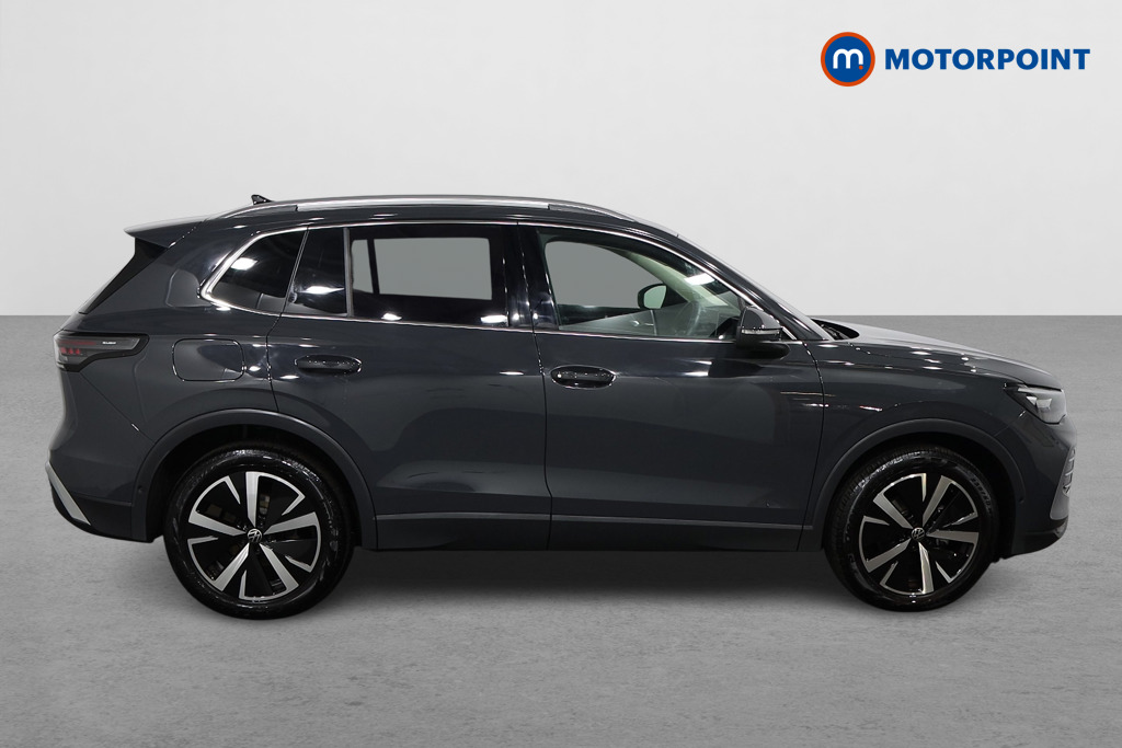 Volkswagen Tiguan Elegance Automatic Petrol SUV - Stock Number (1590878) - Drivers side