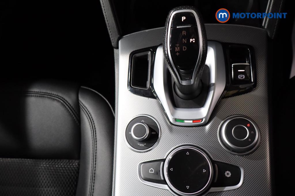 Alfa Romeo Stelvio Sprint Automatic Petrol SUV - Stock Number (1591153) - 14th supplementary image