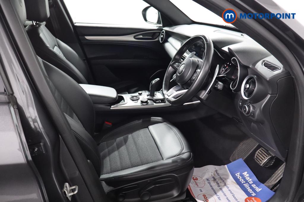 Alfa Romeo Stelvio Sprint Automatic Petrol SUV - Stock Number (1591153) - 1st supplementary image