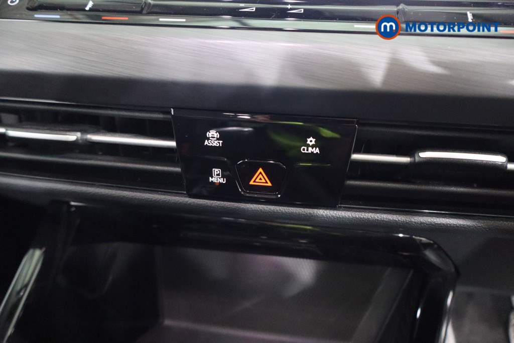 Volkswagen Golf Style Manual Petrol Hatchback - Stock Number (1591368) - 13th supplementary image