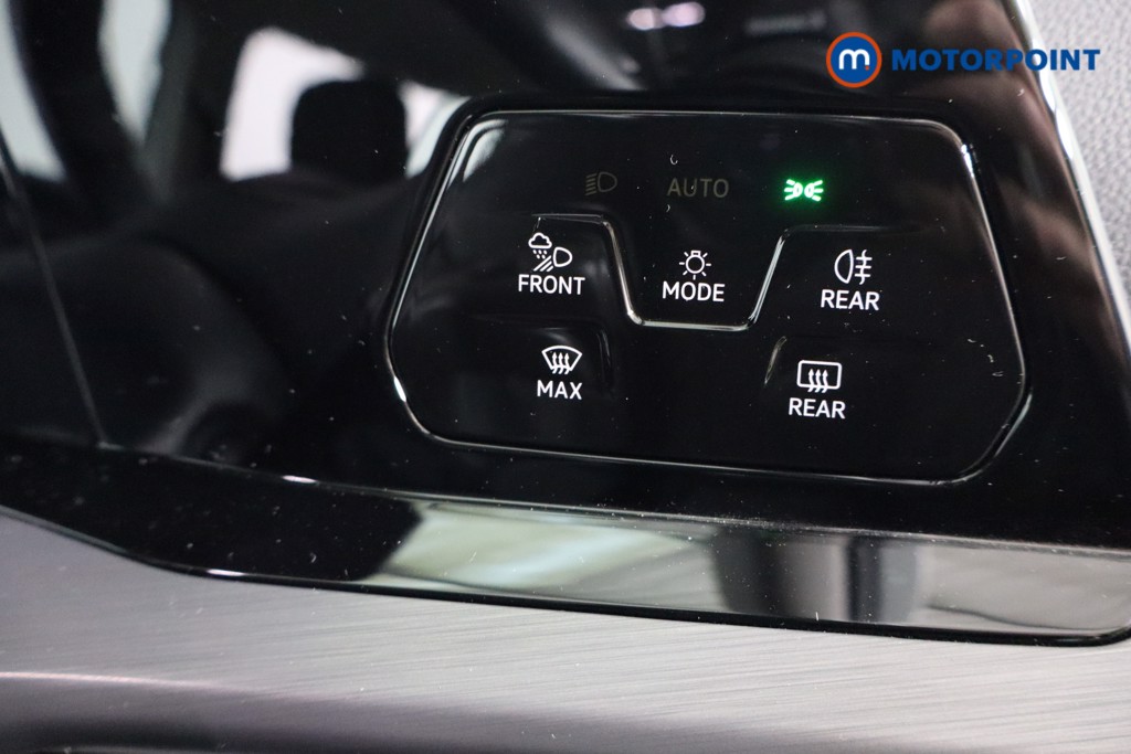 Volkswagen Golf Style Manual Petrol Hatchback - Stock Number (1591368) - 19th supplementary image