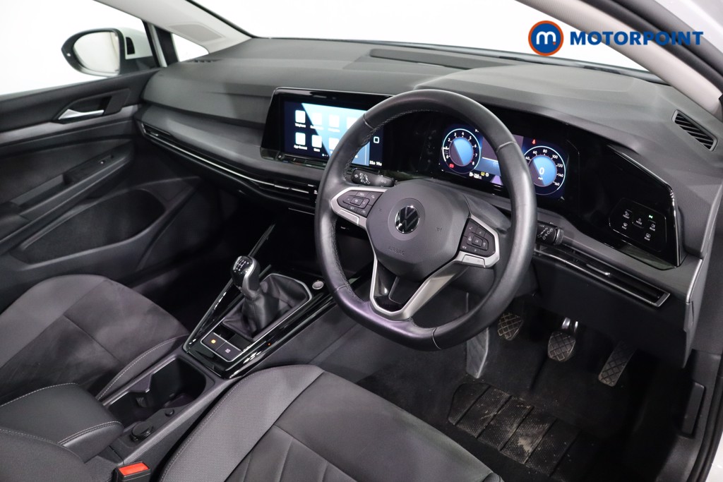 Volkswagen Golf Style Manual Petrol Hatchback - Stock Number (1591368) - 1st supplementary image