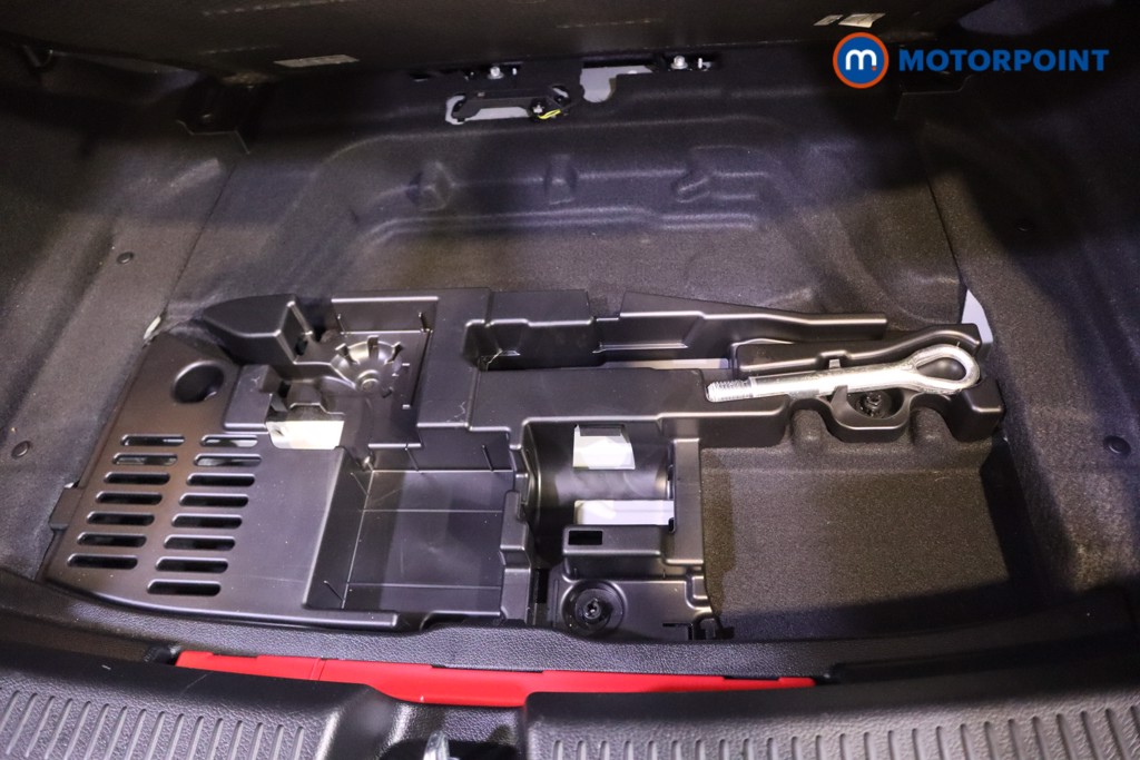 Mercedes-Benz A Class Amg Line Automatic Petrol Hatchback - Stock Number (1591591) - 30th supplementary image