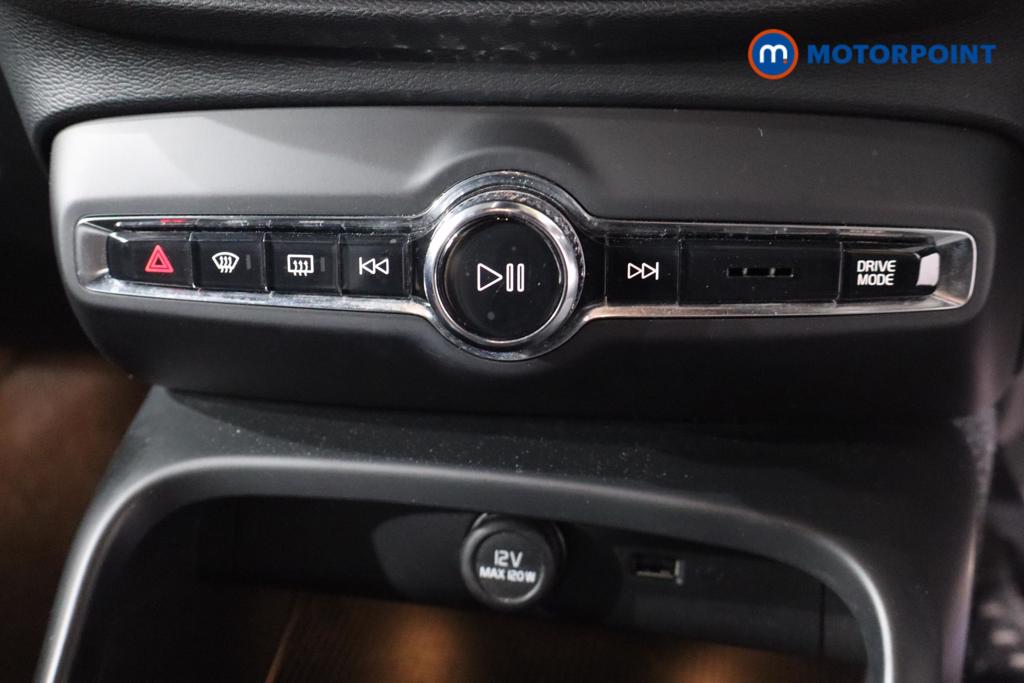 Volvo Xc40 R Design Manual Petrol SUV - Stock Number (1591768) - 13th supplementary image