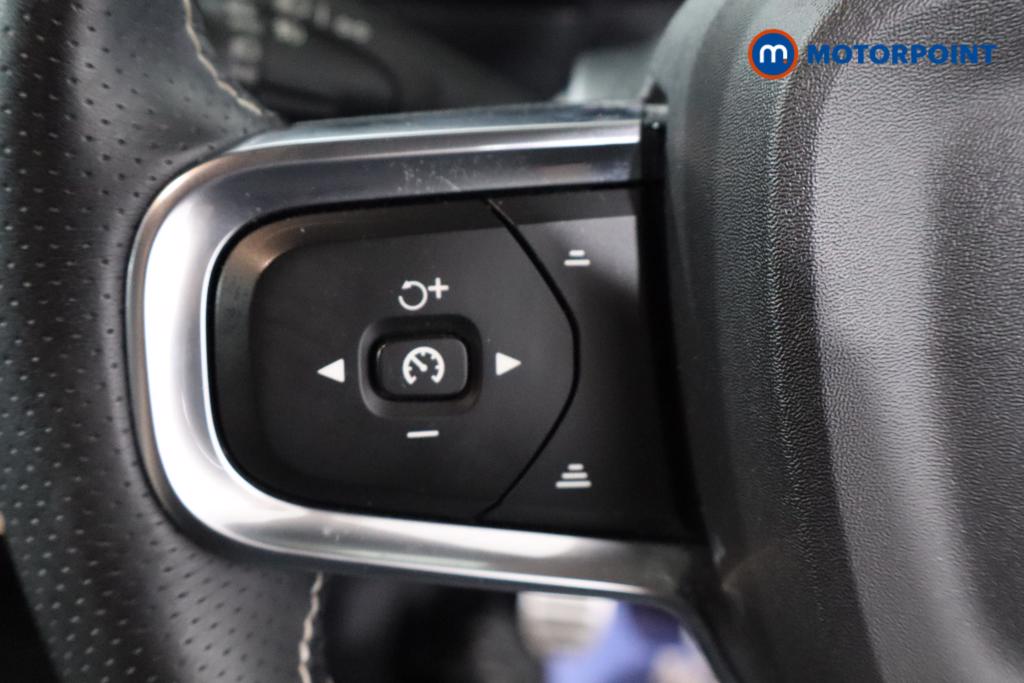 Volvo Xc40 R Design Manual Petrol SUV - Stock Number (1591768) - 15th supplementary image