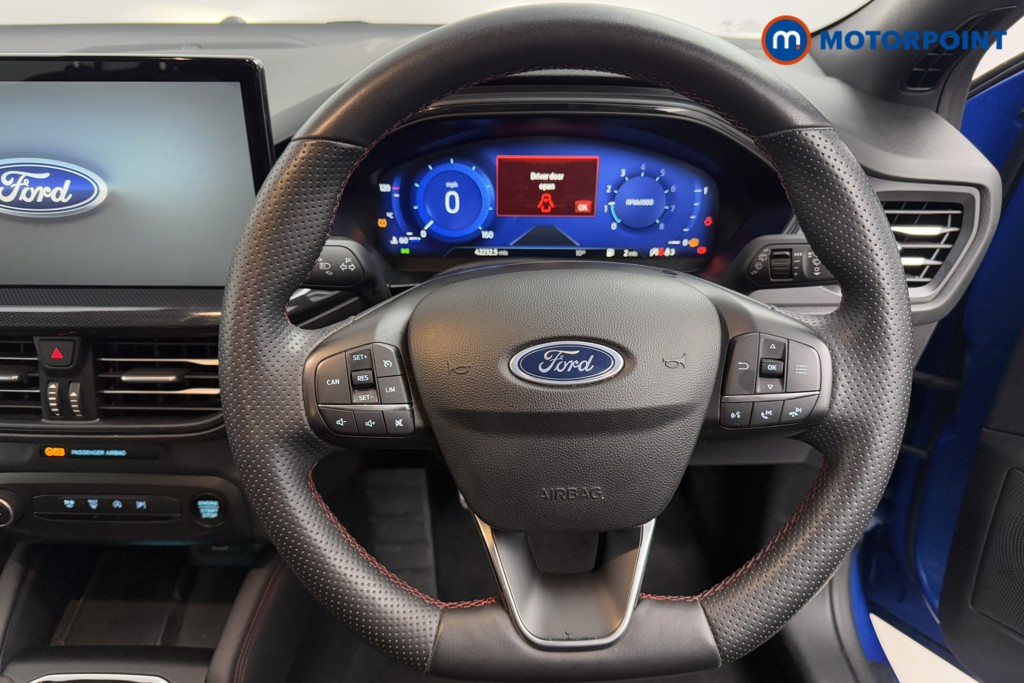 Ford Focus St-Line X Manual Petrol Hatchback - Stock Number (1553393) - 3rd supplementary image