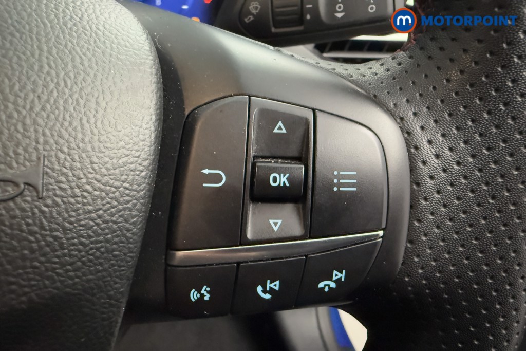 Ford Focus St-Line X Manual Petrol Hatchback - Stock Number (1553393) - 5th supplementary image